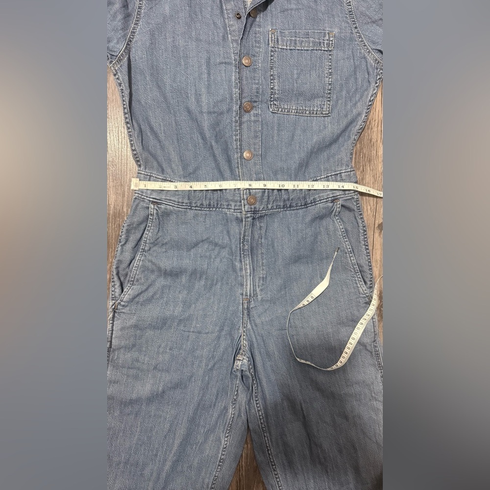 Levi's® Women's Western Jumpsuit - Cause & Effect - Picture 11 of 12